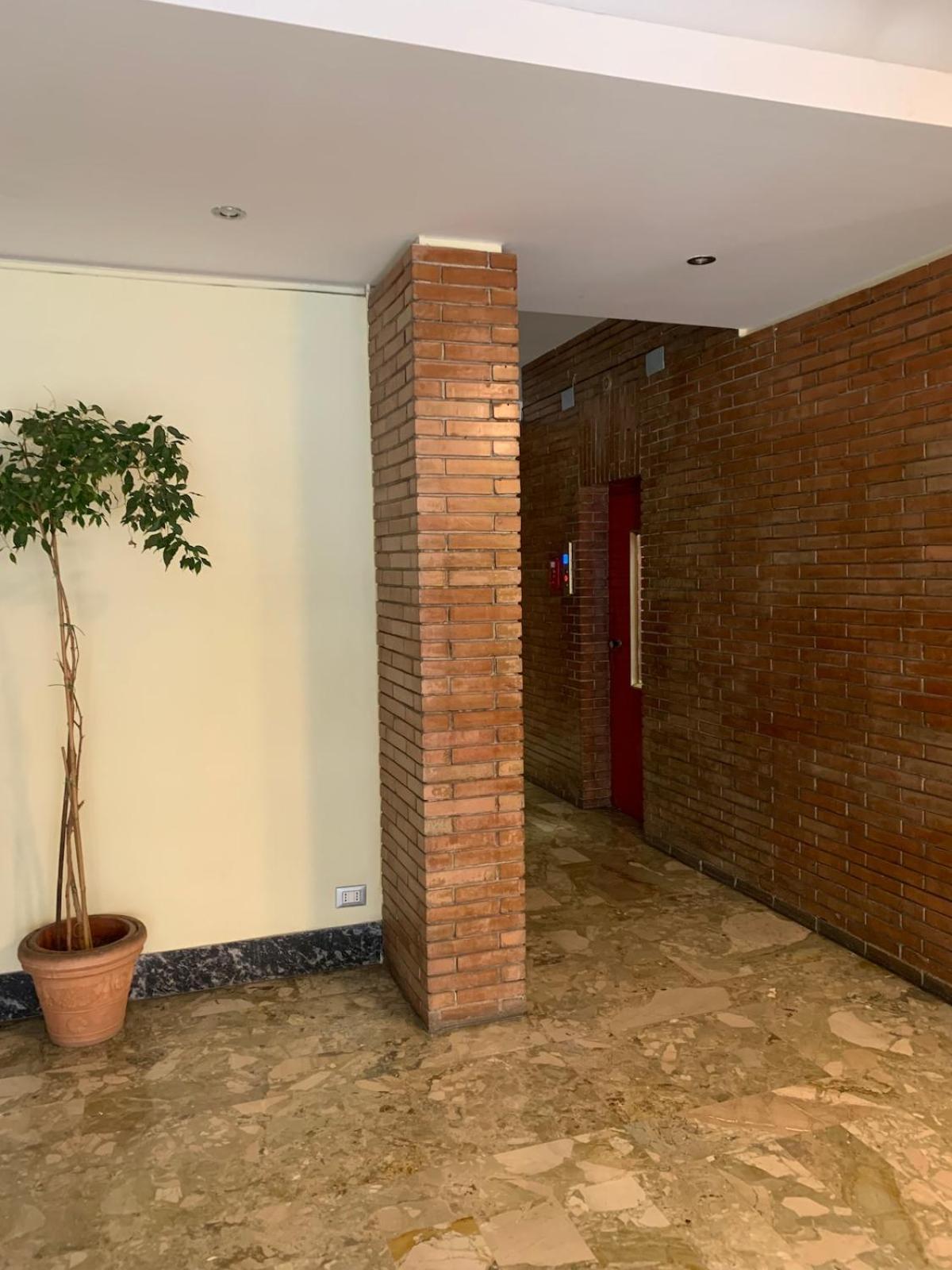 Vivi In Un Attico Tipico Romano Con Vista Su Roma Buitenkant foto